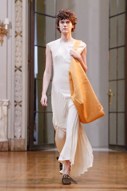 VICTORIA BECKHAM DEFİLESİ