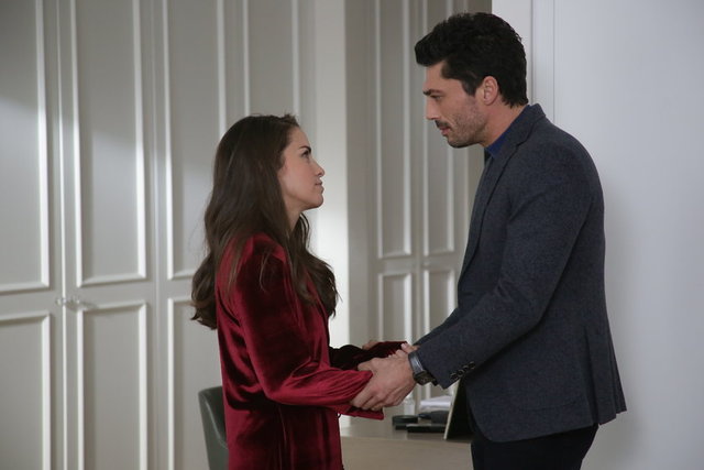 Yuvamdaki Düşman 4. Bölüm Fotoğrafları