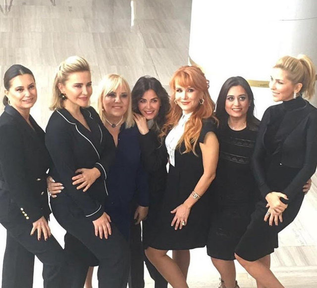 BERNA ÇEBİ, ASLI ŞEN, ZAFER KOZANOĞLU, EMEK KÜLÜR, BERRİN ZORLU, ÖZGÜR DOĞA KELEŞ, ARZU SABANCI