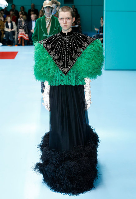 GUCCI DEFİLESİ