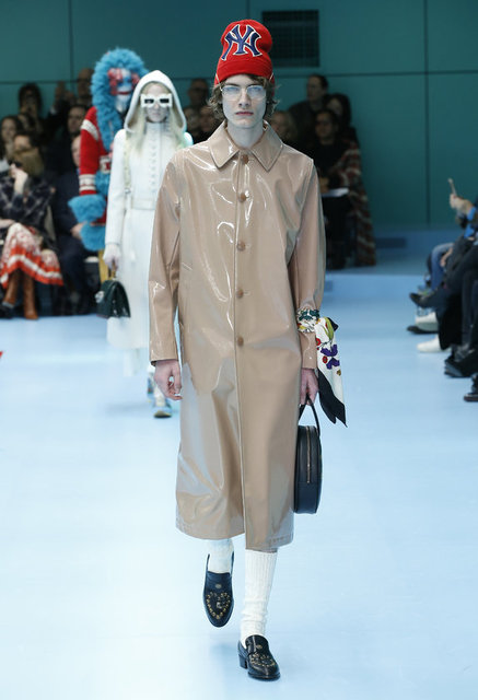 GUCCI DEFİLESİ