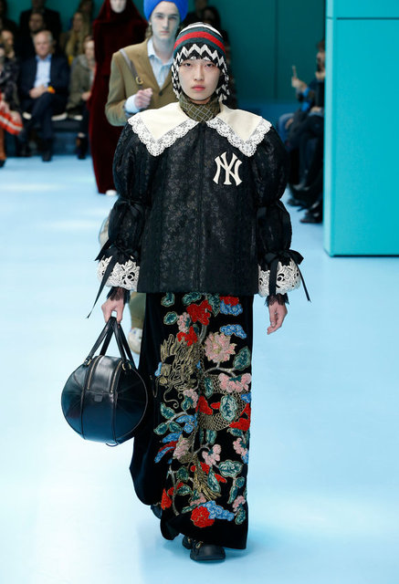GUCCI DEFİLESİ