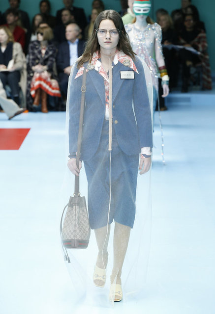 GUCCI DEFİLESİ