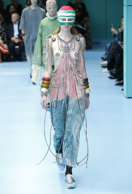 GUCCI DEFİLESİ