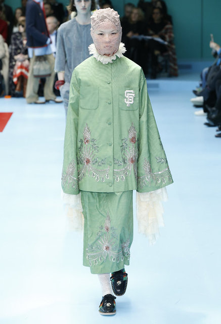 GUCCI DEFİLESİ