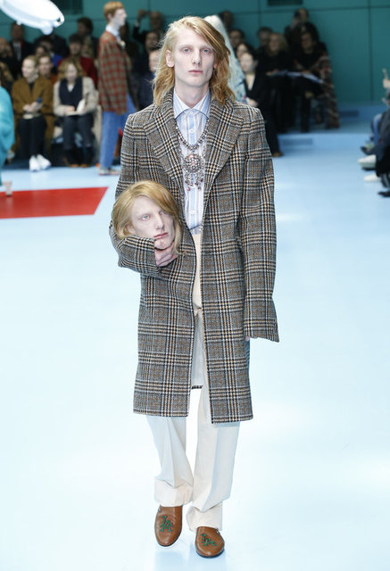GUCCI DEFİLESİ