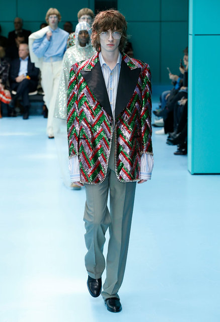 GUCCI DEFİLESİ