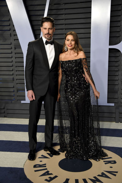 JOE MANGANIELLO, SOFIA VERGARA 