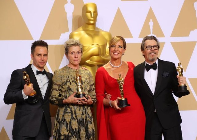 SAM ROCKWELL, FRANCES MCDORMAND, ALLISON JANNEY, GARY OLDMAN 