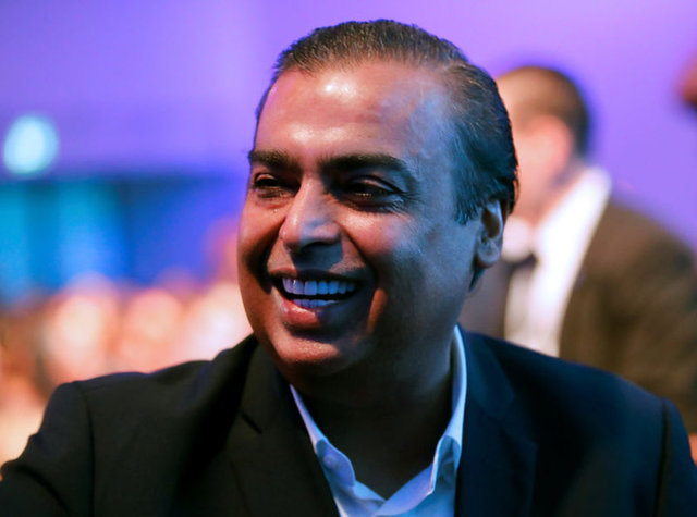 #19. Mukesh Ambani - Serveti: 40.1 milyar dolar - Ülke: Hindistan
