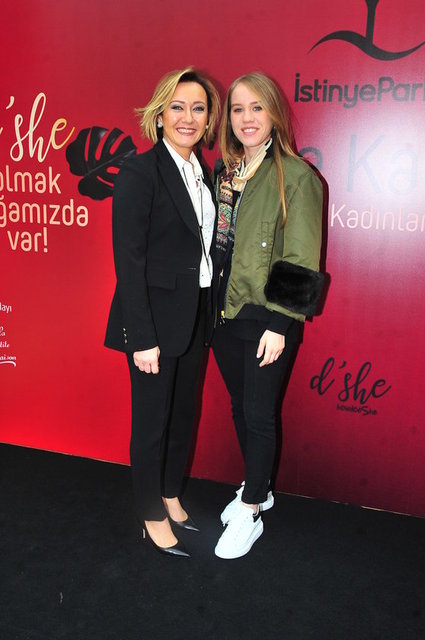 REVNA, YELDA DEMİRÖREN