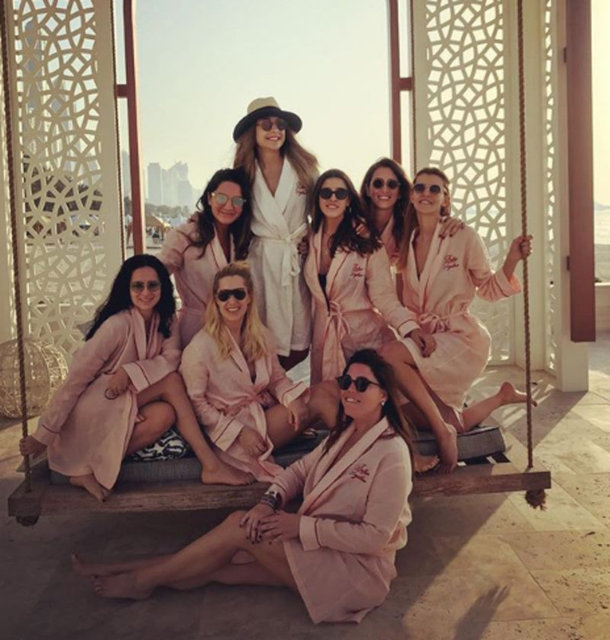 ZEYNEP COŞKUN, MİNA BAŞARAN, AYŞE AND, ASLI İZMİRLİ, BURCU URFALI, JASMİN BARUH, LIANA HANANEL, SİNEM AKAY
