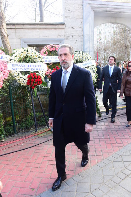 ÖZCAN TAHİNCİOĞLU