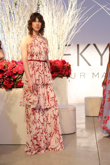 DEFİLE