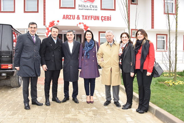 KADİR EFE, RIFAT ÇEBİ, TAYFUN ÇEBİ, YAŞAR KAPTAN ÇEBİ, ARZU ÇEBİ, PELİN ÇEBİ