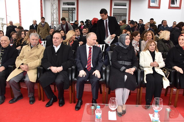 YAŞAR KAPTAN ÇEBİ, ÖMER SABANCI, TEKİRDAĞ VALİSİ MEHMET CEYLAN, AİLE VE SOSYAL POLİTİKALAR BAKANI FATMA BETÜL SAYAN KAYA, NESRİN ERCAN