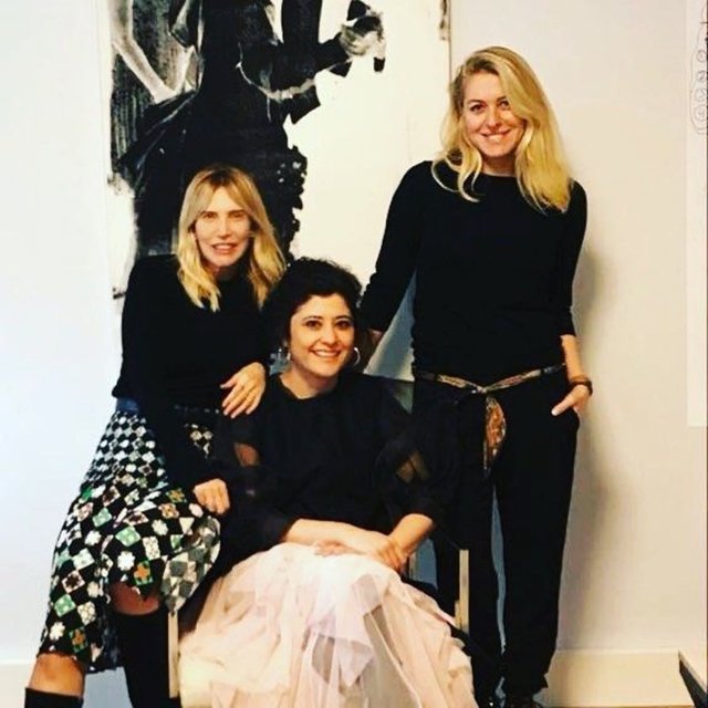 ELİF DÜRÜST, ESRA DİNÇKÖK
