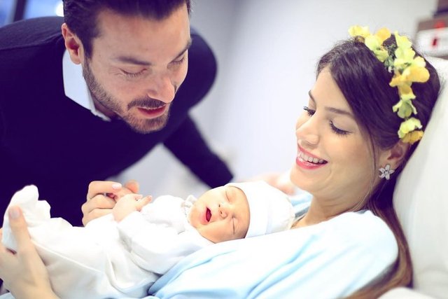 HAKAN - EVELİZE KOSİF