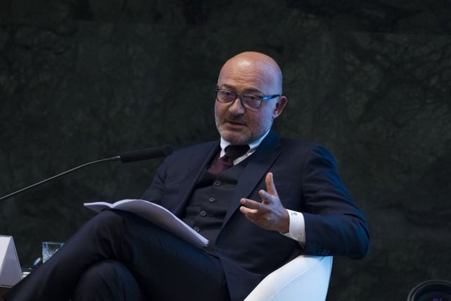 FERİT ŞAHENK
