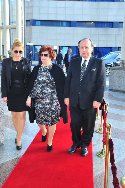 TÜRKAN SABANCI, YILMAZ ULUSOY