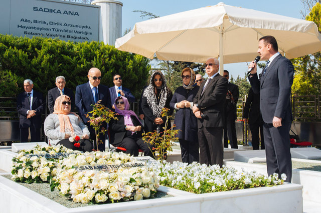 DİLEK SABANCI, EROL SABANCI, TÜRKAN SABANCI, SEVİL SABANCI, GÜLER SABANCI