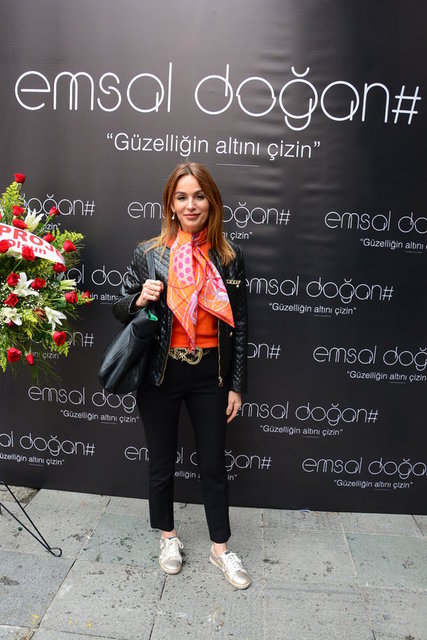 ARZU KUNT