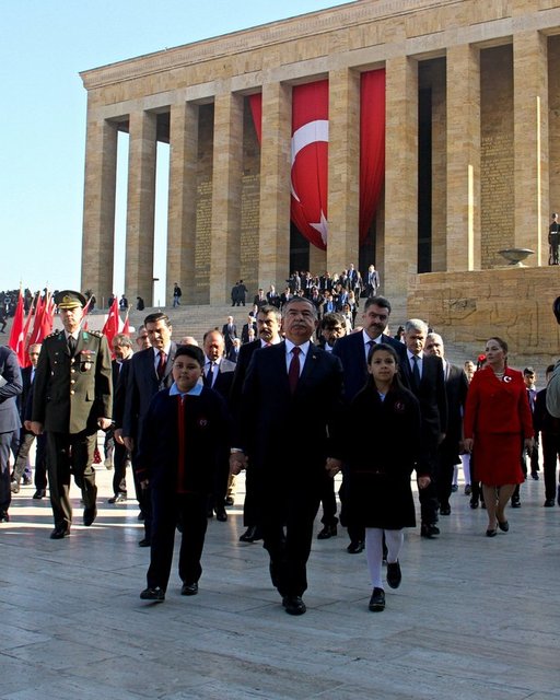 23 NİSAN ULUSAL EGEMENLİK VE ÇOCUK BAYRAMI