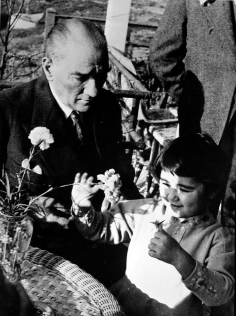MUSTAFA KEMAL ATATÜRK