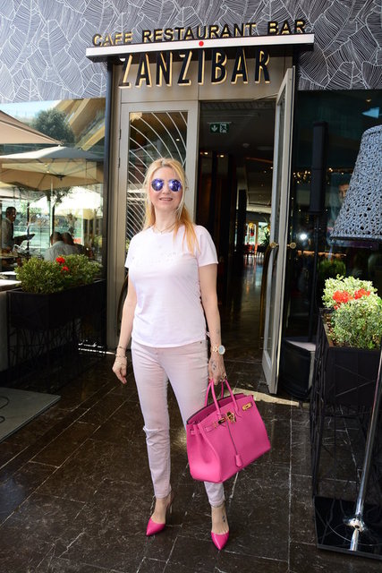 ARZU ÖZAL