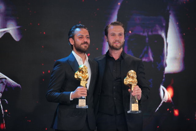 ERKAN KOLÇAK KÖSTENDİL, ARAS BULUT İYNEMLİ