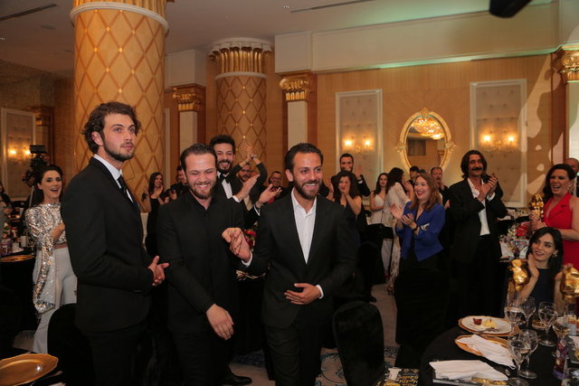 ERKAN KOLÇAK KÖSTENDİL, ARAS BULUT İYNEMLİ