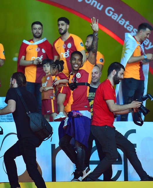 GALATASARAY ŞAMPİYONLUK KUTLAMASI
