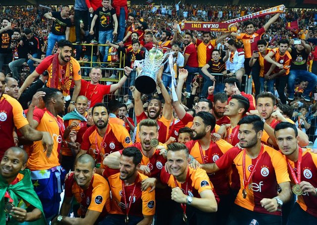 GALATASARAY ŞAMPİYONLUK KUTLAMASI
