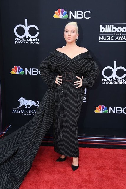 CRISTINA AGUILERA 