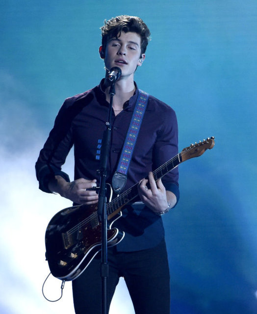 SHAWN MENDES 