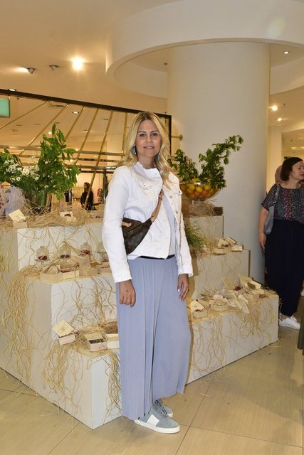 ESRA İNCEEFE