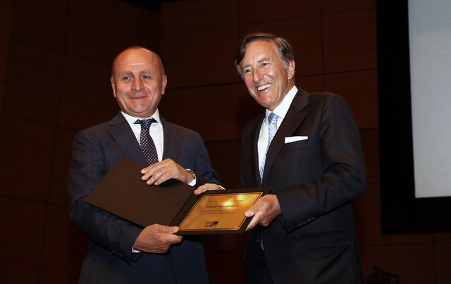 AYKURT NUHOĞLU, BÜLENT ECZACIBAŞI