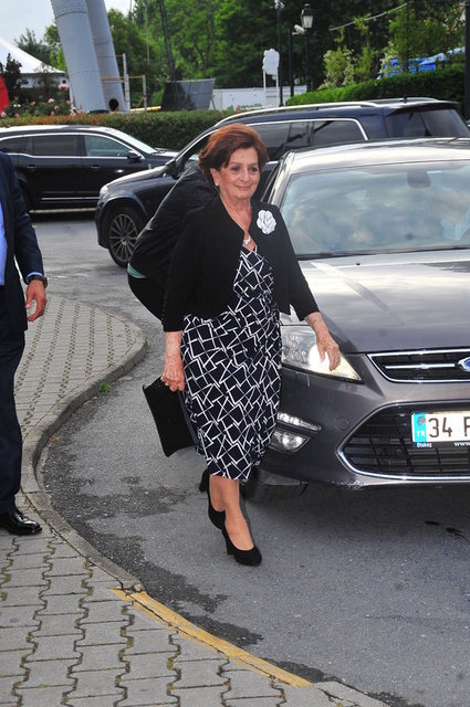 BERNA TOKAR 