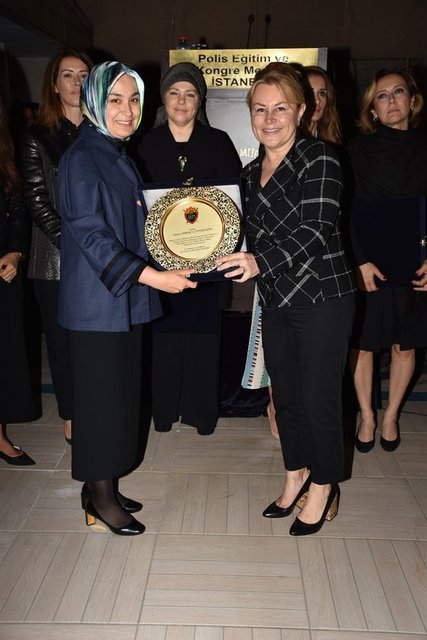 MÜBERRA ÇALIŞKAN, DEMET SABANCI ÇETİNDOĞAN