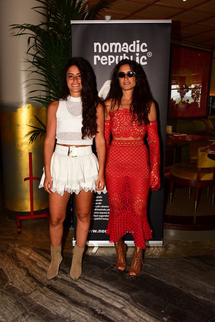 RAISA, VANESSA SASON