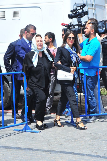 MONİK İPEKEL, FATOŞ - EMİR SARIGÜL