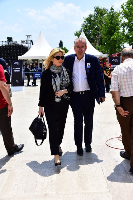 AYŞEGÜL - MUHARREM TOPLUSOY
