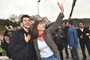 Demet Akbağ ile Çok Aramızda 16. Bölüm Fotoğrafları