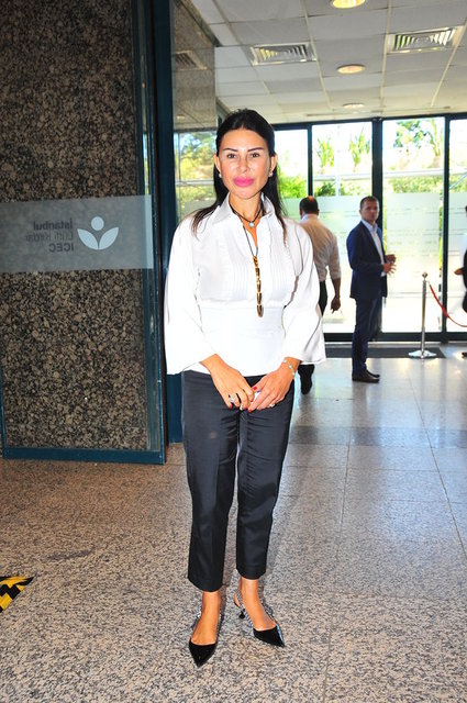 SUZAN SABANCI DİNÇER