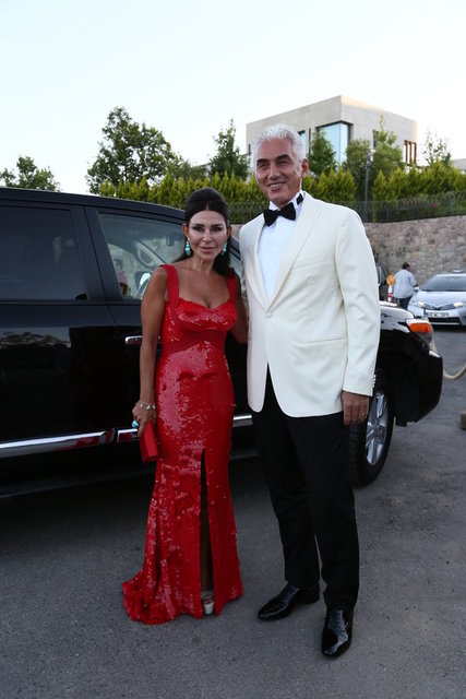 SUZAN SABANCI - HALUK DİNÇER