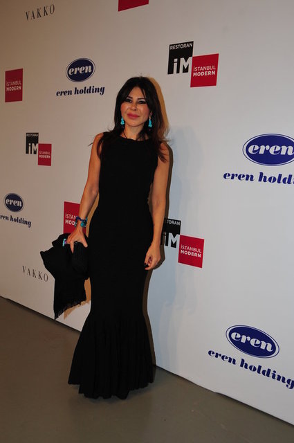 SUZAN SABANCI DİNÇER