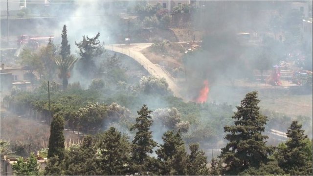 Henüz sebebi belirlenemeyen yangın için havadan ve karadan müdahele ediliyor.