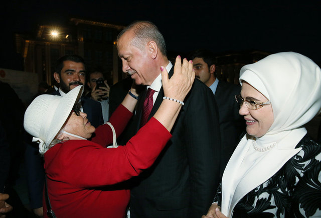 İşte yeni sisteme geçiş törenlerinden renkli kareler...