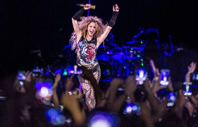 SHAKIRA