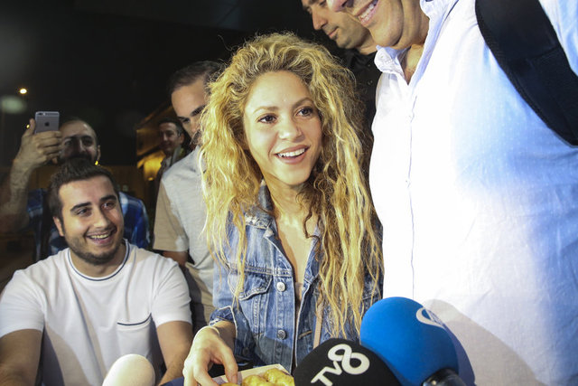 SHAKIRA